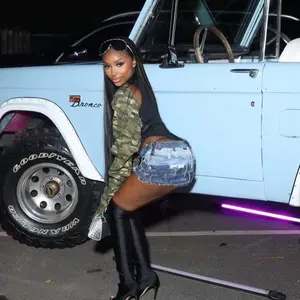 WAISTED BELTLOOP Mini Skirt -Stylish Design for Versatile Wear | the Original