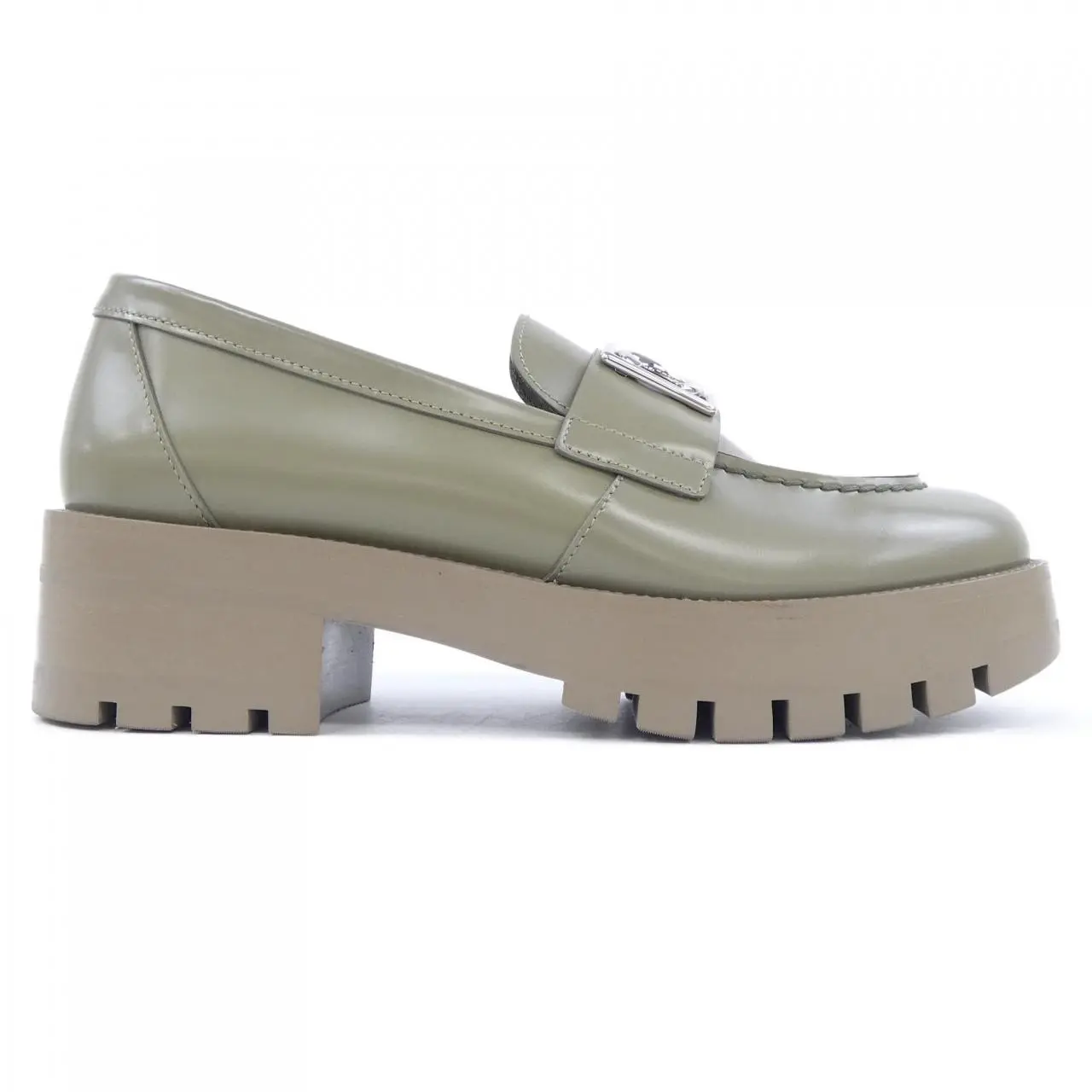 Pre-owned CHANEL Calfskin Small Leather Goods Leather Loafers