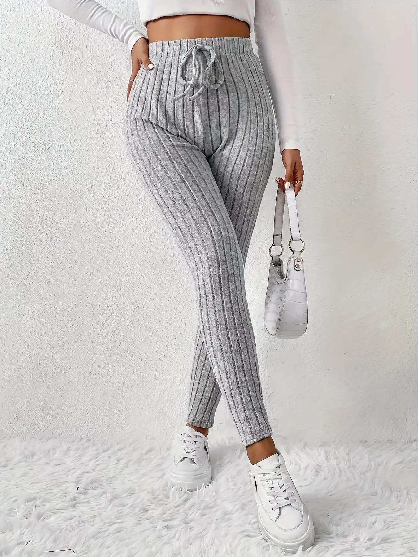Stretchy High-Waist Yoga Leggings for Women - Comfort Fit with Drawstring Detail, Perfect for Fall/Spring - Chic Yoga Pants