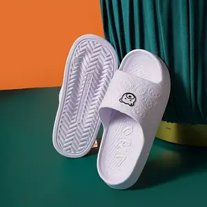 Summer Cute Bear Cool Slippers Women's Wear, Non-Slip Eva, Men's Foot Slippers, Suitable for Outerwear Footwear Walking Shoes