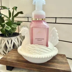 LIVE PICK 3D Print Hen on Nest Decor Vintage Inspired Farmhouse Decor for Bathroom Or Kitchen Plastic