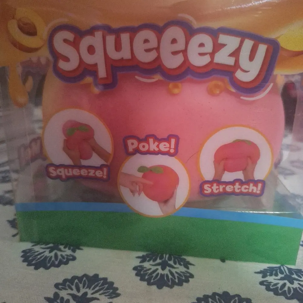 squeeezy peach