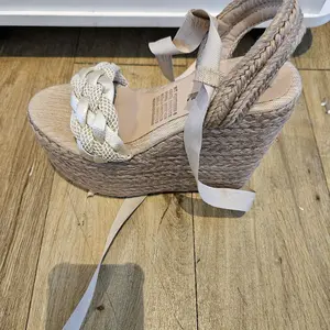 Patricia Sandals - Women's Wedge Sandals with Braided Design and Comfortable Fit