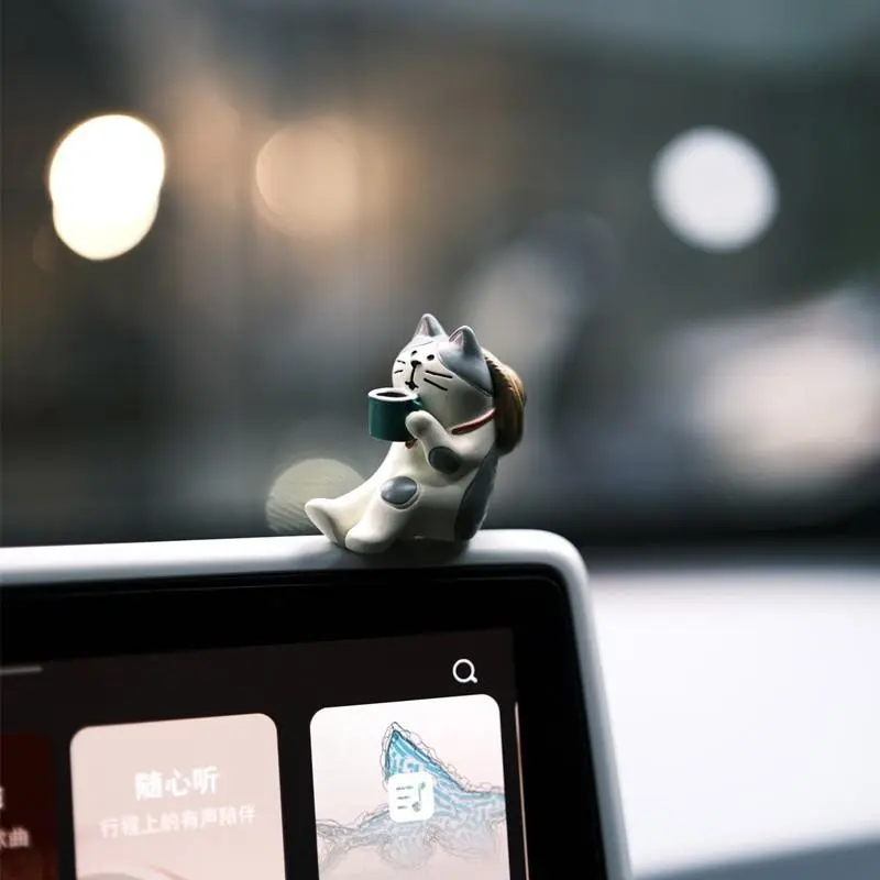 Cute Healing Kitten Ornaments For Car Dashboard Resin Cat Figure Car Interior Decorative Cat Ornament Vehicle Accessories
