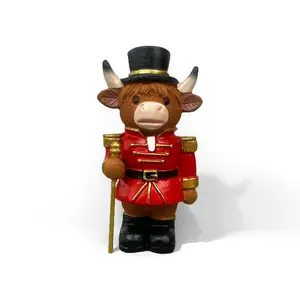 Nutcracker Soldier Highland Cow Resin Craft Decorative Figurine, Home Outdoor Creative Ornament, Unique Home Decoration, Home Decor Accessory