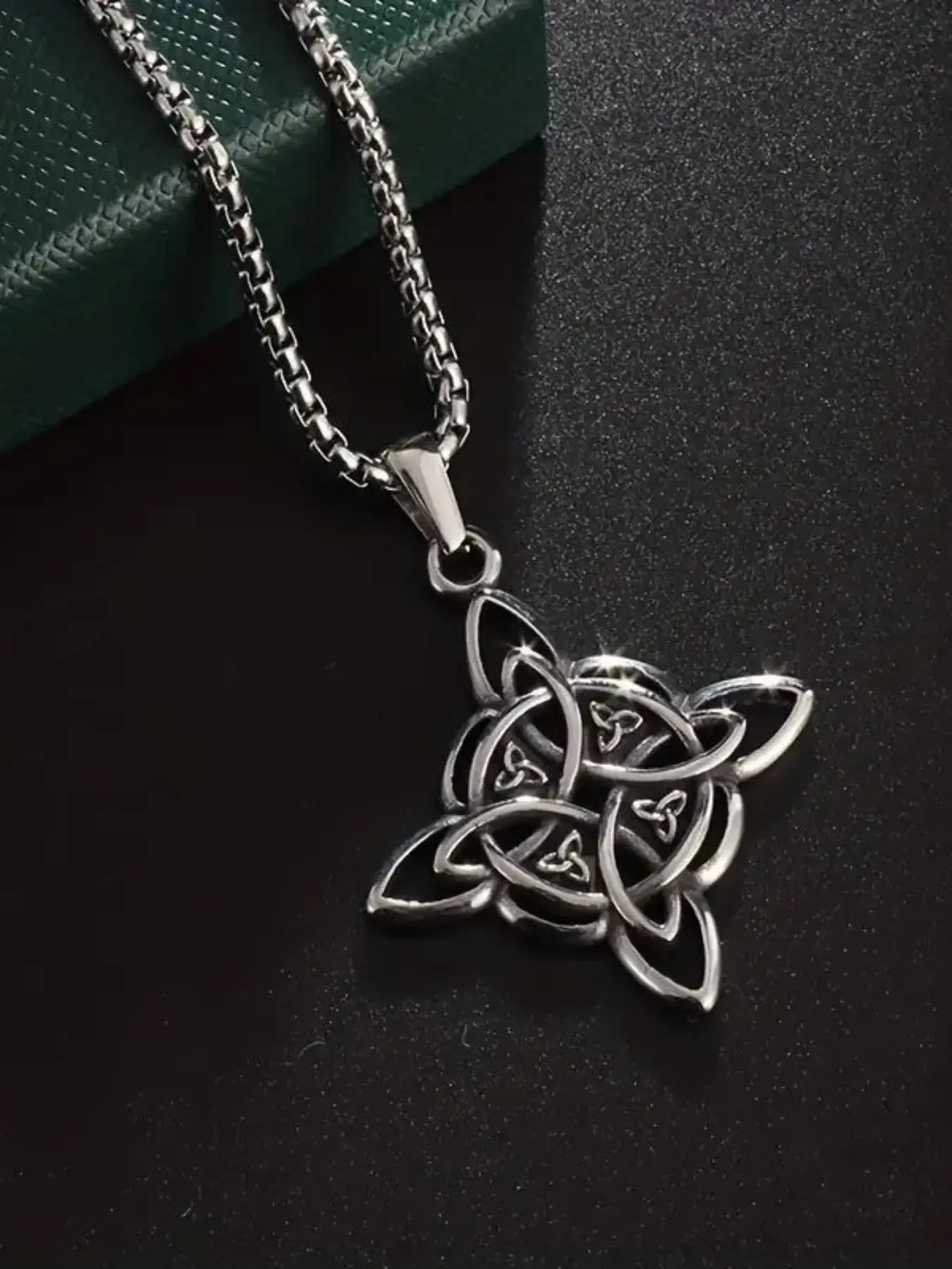 Witch Knot Necklace with Celtic Trinity Pendant, Lucky Clover Design for Mystic Charm, Unique for Her Gothic Witch Jewelry, Witchy Jewelry