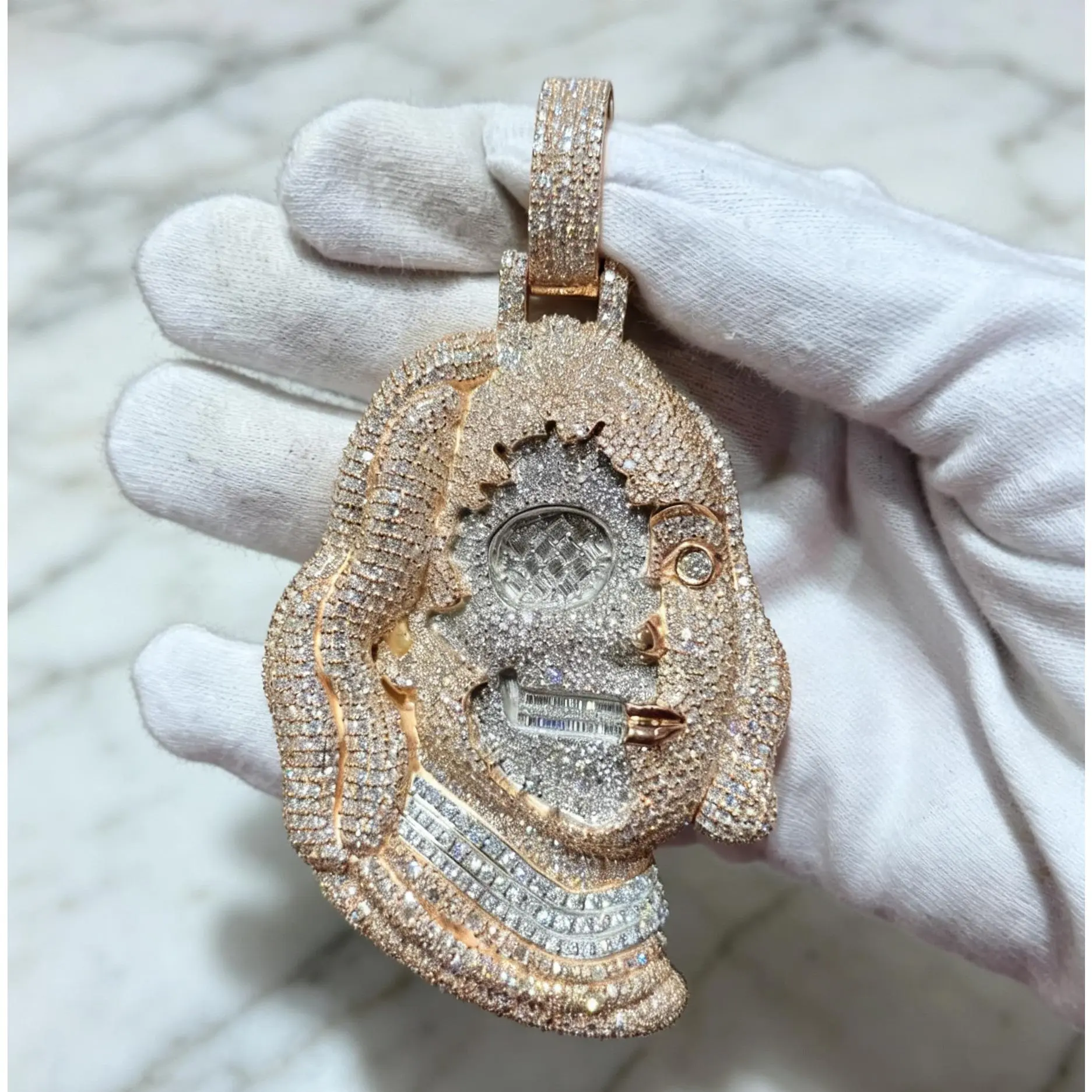 Hip Hop Jewelry Half Skull Half Humanoid Ice Crystal Zircon VVS Franklin Pendant Jewellery Pendant Pendants Necklace Chains