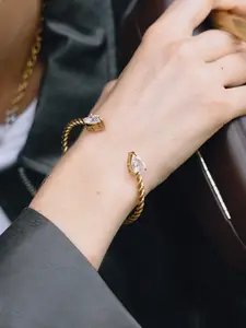 This Is A Classic Daily Fashion Jewelry Piece Made Of Stainless Steel With 18k Gold Plating Waterproof And Anti Allergy It Features A White Teardrop Shaped Zircon Pattern With A Threaded Opening