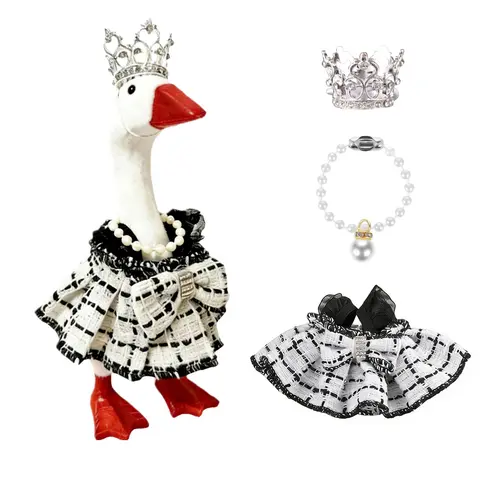 7-Inch Resin Magnetic Knitting Outfits Set for Desk Goose (Geese Excluded) - Cute Collectible Figurines, Cute Desktop Decoration, Interior Decoration Accessories