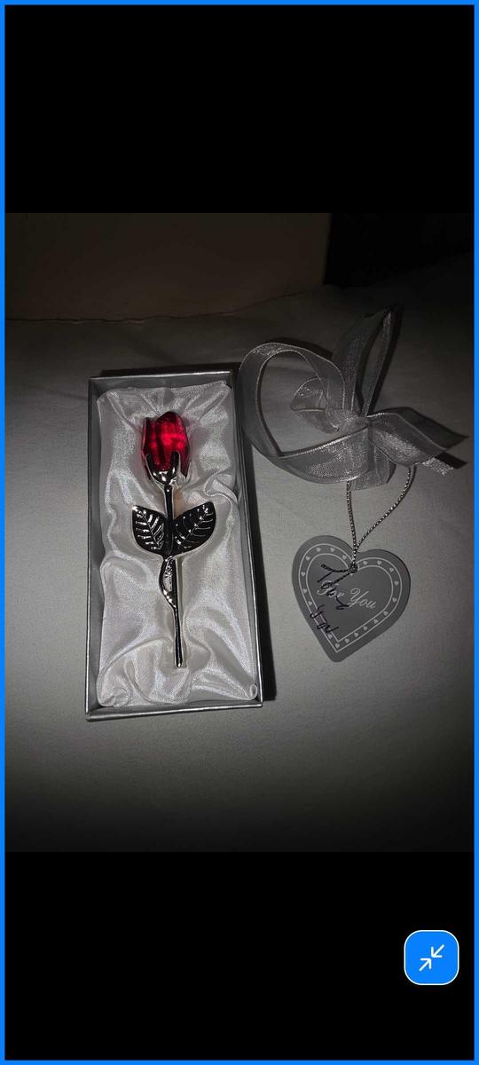 Item: Silver Red Rose