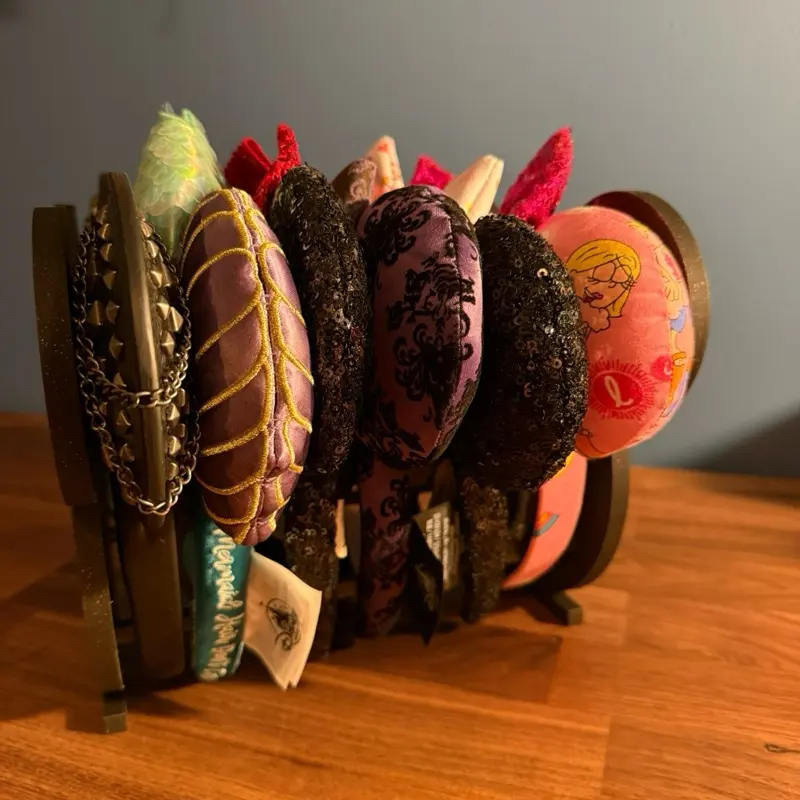 Ear Headband Holder, Space-Saving Organizer for Home Vanity Countertops