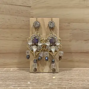 Regal Twilight Vintage Crystal Drop Earrings - Elegant Classic Design for Youth - Nostalgic Retro Style - Versatile Fashion Accessory