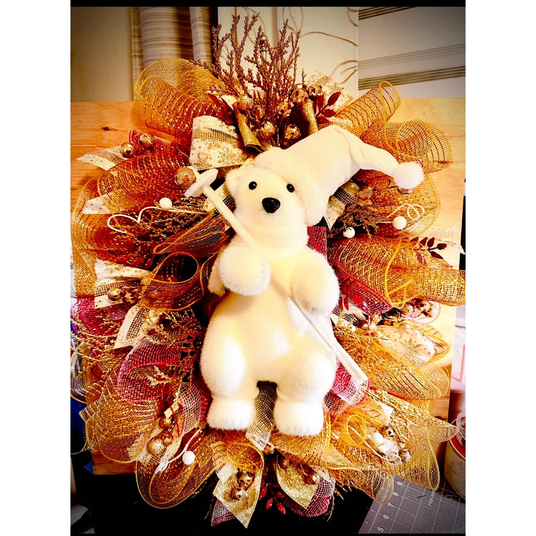 Christmas Polar Bear Wreath – Winter Front Door Decor