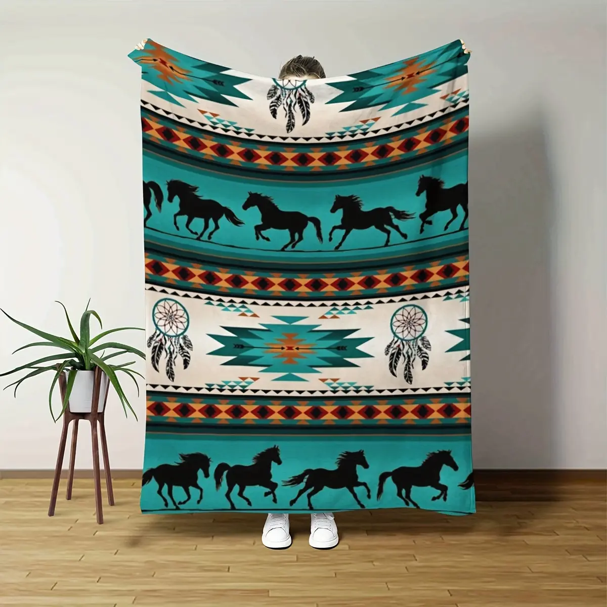 Comfortable Aztec Style Dream Catcher and Wild Horse Design Blanket - Soft, Warm Flannel Blanket , All Seasons - Suitable for Dormitory, Car Room, and Home Decoration - Perfect Gift for Family and Friends