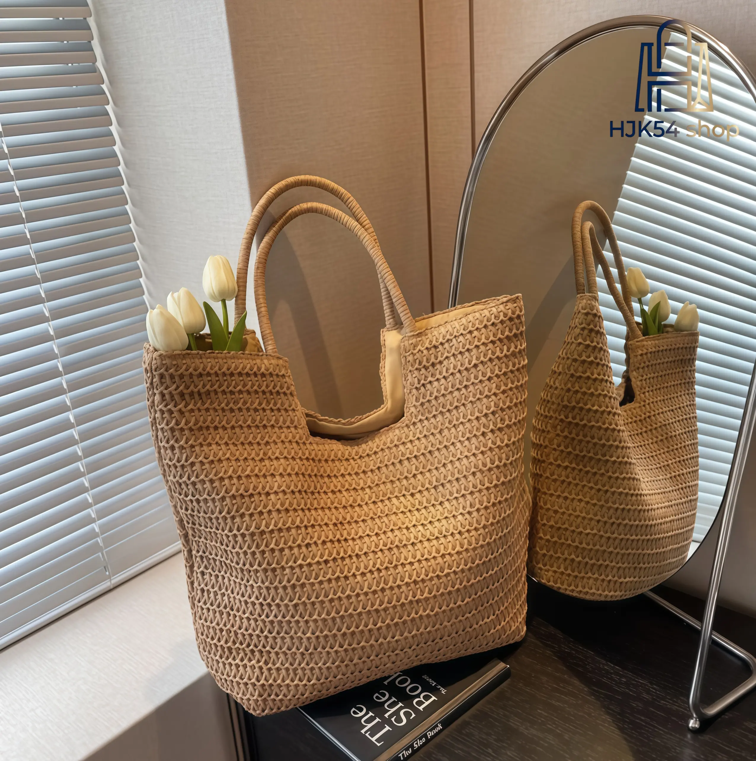 Woven Straw Tote Bag - Casual Straw/Bamboo Bohemian Shoulder Bag for Summer Beach, Oversized High-Capacity Handbag with Inner Pocket, No Warning Applicable, Oversize, Beige Straw Bag