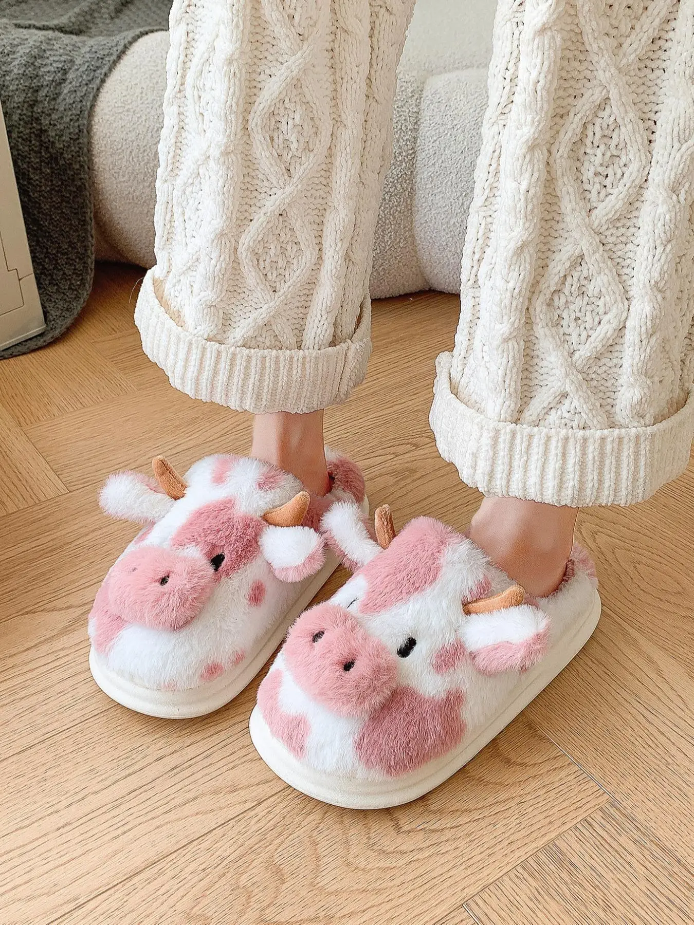 Women's Cute Cow Design Plush Slippers, Cow Slippers, Casual Soft Comfortable Home Slippers, Fluffy Fall & Winter House Shoes for Indoor and Outdoor,