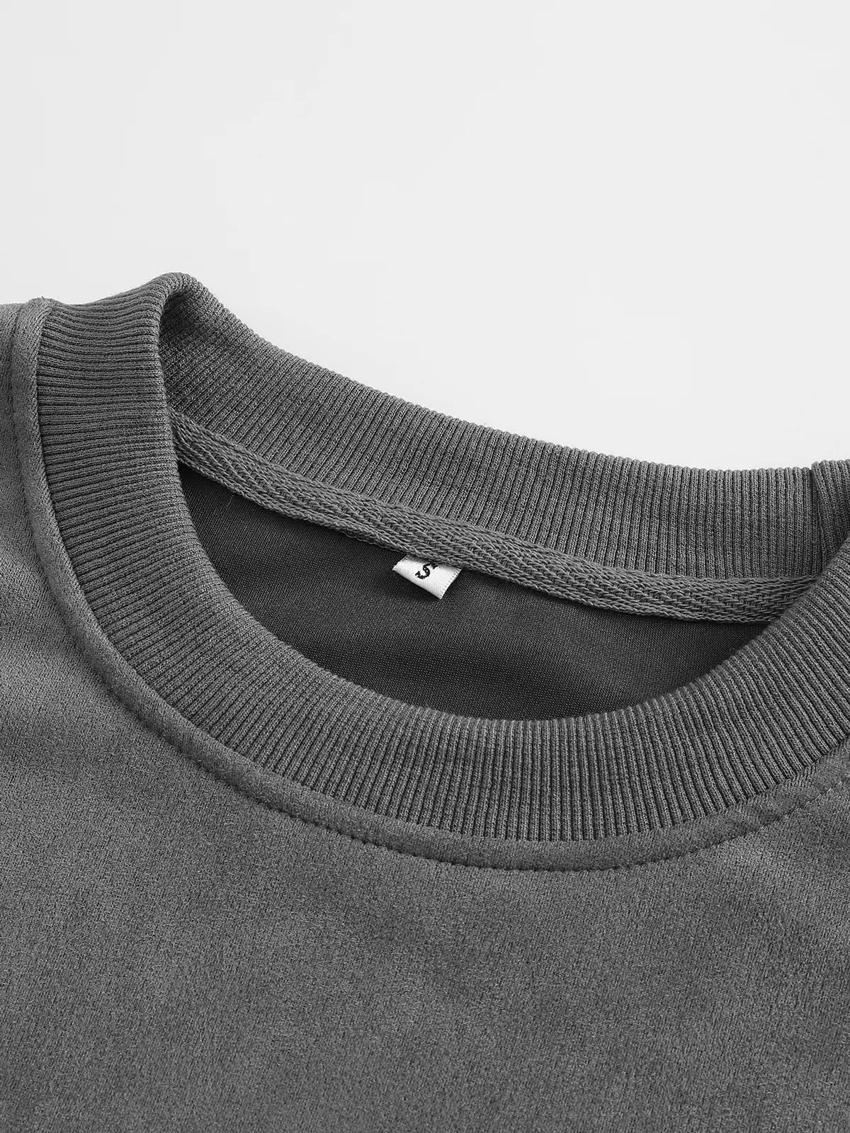 3-pack: men’s crewneck sweatshirt, men’s pullover sweatshirt.Loose, comfortable fit, no print design—simple and versatile for home, everyday casual wear, campus, and commuting to work. 3-pack: men’s crewneck sweatshirt, men’s pullover sweatshirt.Loose, comfortable fit, no print design—simple and versatile for home, everyday casual wear, campus, and commuting to work.
