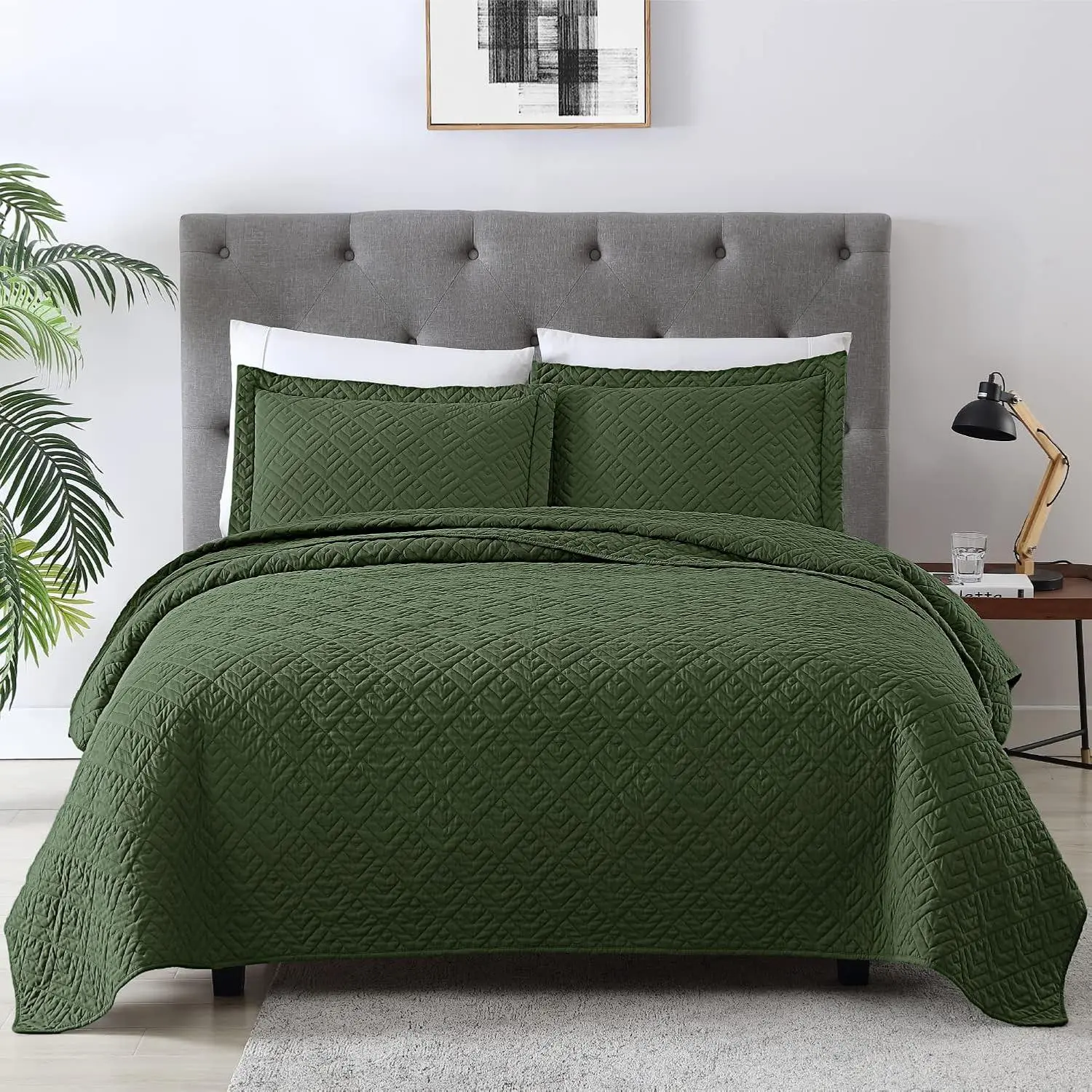 3-Piece Geometric Square Pattern Olive Green Full-Queen Size Lightweight Soft Quilt Set - 1 Quilt, 2 Pillow Shams, Modern Style Coverlet for Home Use
