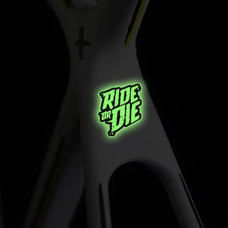 Glow in The Dark Night Bicycle Frame Sticker, Waterproof & Sunproof Bicycle Frame Decal, Outdoor Sports Cycling Enthusiasts' Best Choice