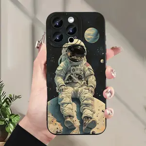 Creative astronaut pattern phone case, TPU shockproof full protection case, suitable for iPhone 17/16/15/14/13/12/11 PRO MAX PLUS AIR E XS and PROMAX MINI, is an ideal gift for friends and family, MS2730