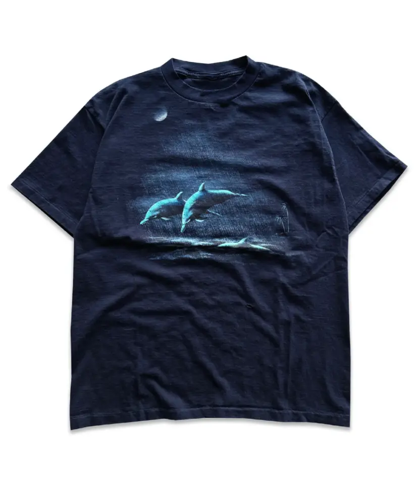 Gildan Men's and Women's T-shirt,  1990s Vintage Dolphin Beach Nature Graphic Tee, Y2k Unisex Graphic Tshirt Gothic Style Clothes Menswear Womenswear Streetwear