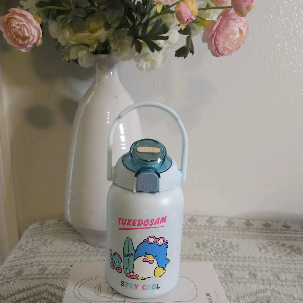 Tuxedomax Sanrio thermal waterbottle