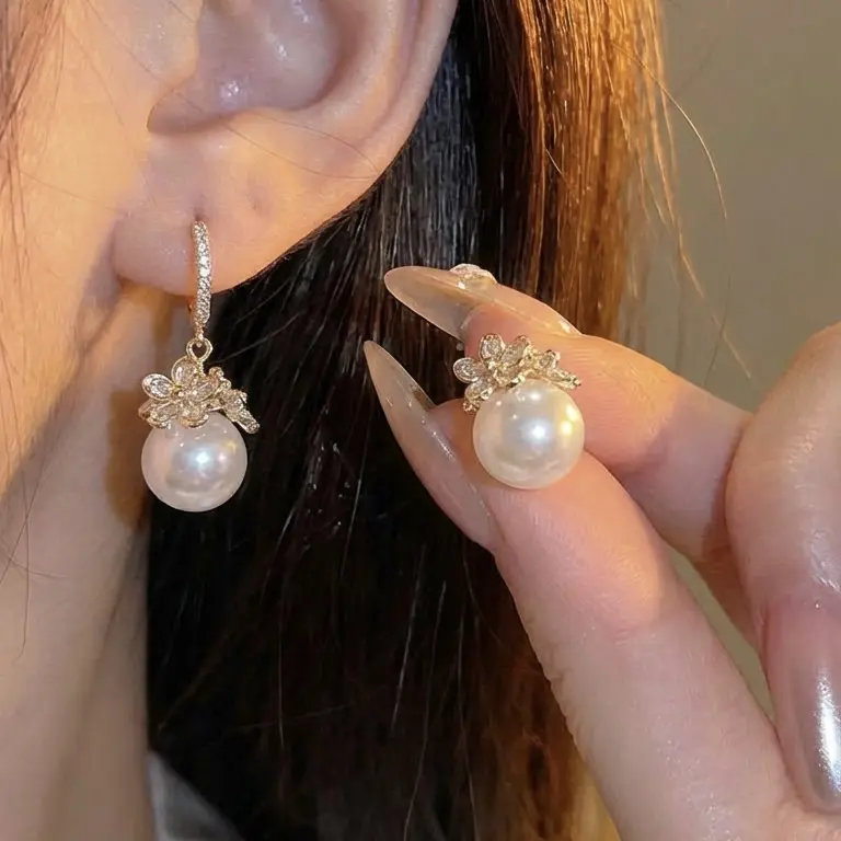 Trendy Zircon Flower Mermaid Princess Earrings for Women, DDES0002 Unique and Stylish Ear Clips with Colorful Pearls, Niche High-End Earrings