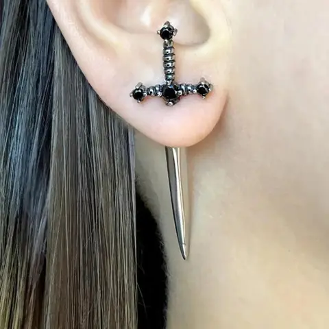 Gothic Sword Earrings for Women, Gothic Jewelry, Party Earrings, Vintage Punk Design with Artificial Crystal, Perfect for Parties and Daily Wear, Comfortable and Durable