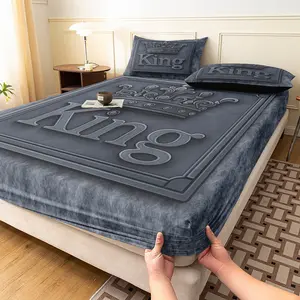 3pcs Grey Color Blocking Crown Letter Fitted Sheet Set-Bedroom Dormitory High Definition Printing - Suitable For All Seasons - Room Decor (1 Fitted Sheet+2 Pillowcase,No Pillow)