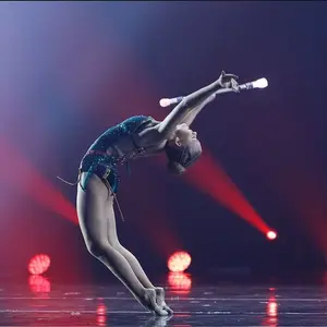 flowtoys lumina twirl baton v2 :: world's favorite LED glow baton for baton twirling, majorettes, performances w/ lifetime warranty