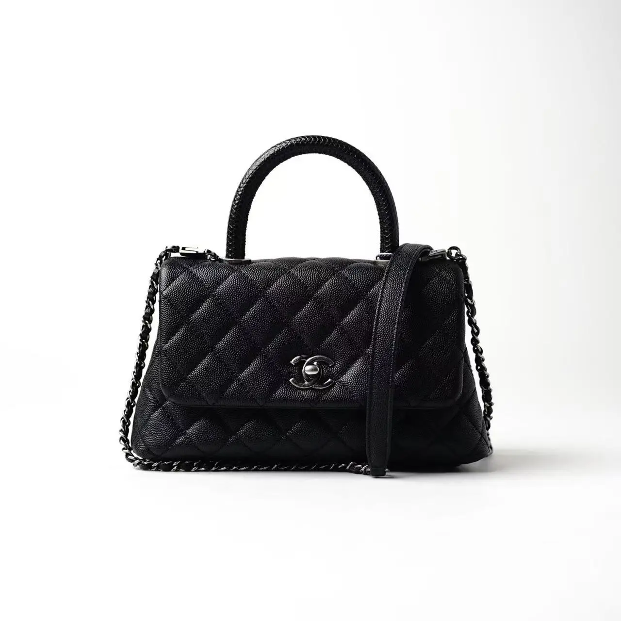 Pre-owned CHANEL Shoulder Bags 3474