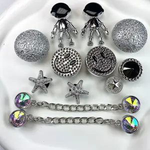 12pcs Shoe Decorative Charms Chain Planet Astronaut PVC Accessories With Button For Sandals And Beach Shoes Women's Gift Cute Decoration Footwear Bedroom DIY Shoe Charms Soft PVC Hard Resin Cartoon Shoe Charms 12mm Buckle Size