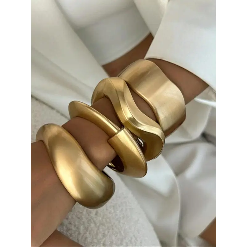 Women's Modern Punk Clips Cuff Bangle - Irregular Wavy Metal Bracelet, Exquisite Accessories with Clips for Party, Daily Wear