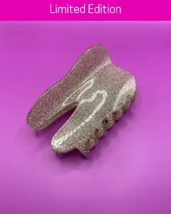 Large Glittering Gold Tooth Claw Hair Clip