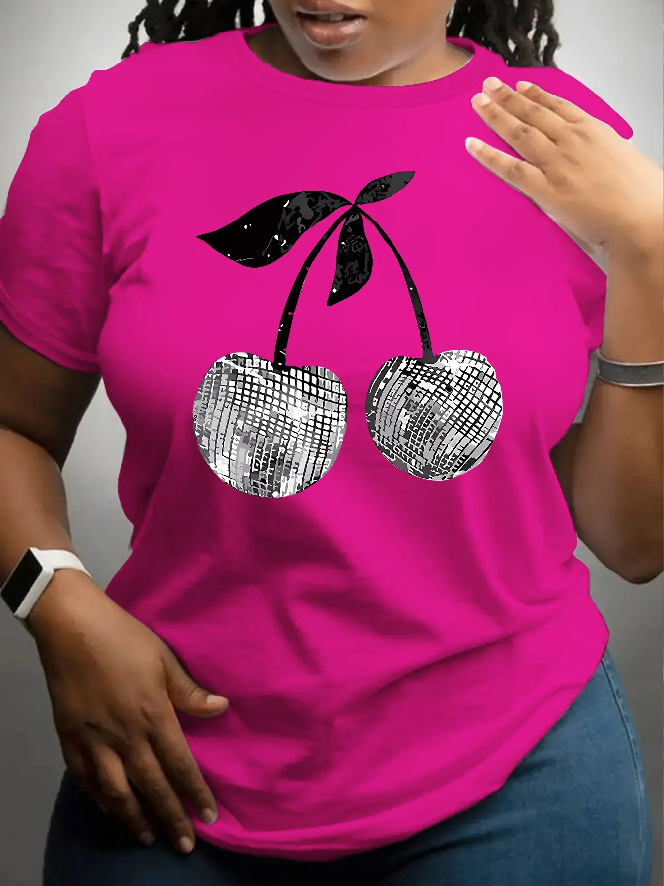 Women's Summer Casual Cherry Print Round Neck T-Shirt, Slim-Fitting Short Sleeve Top, Fashionable Medium-Length Tee for All Seasons