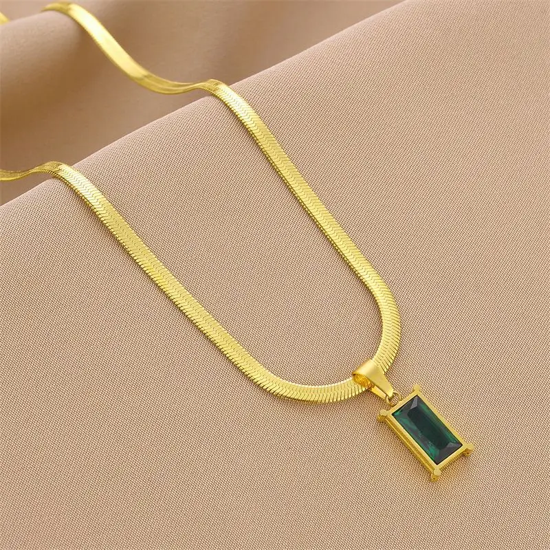 Titanium Steel Necklace for Women, Elegant Silver-colored Chain with Emerald Green Gemstone Pendant, Luxury High-End Jewelry, Green Gemstone Pendant Necklaces, Silver-Colored Necklaces