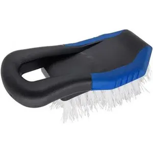 SOFT GRIP CARPET BRUSH