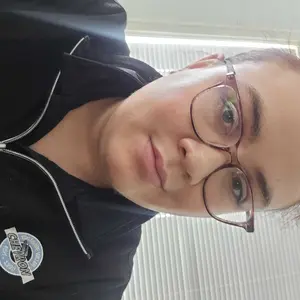 F4 Dual-Ended Foundation and Face Brush