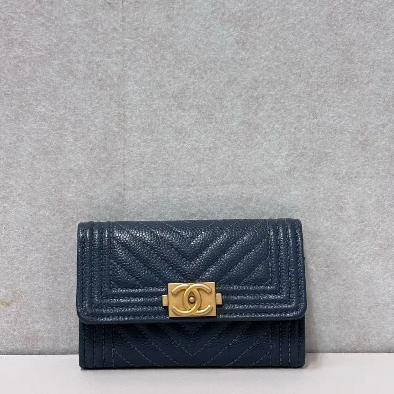 Pre-owned CHANEL Boy Chevron Flap Wallet