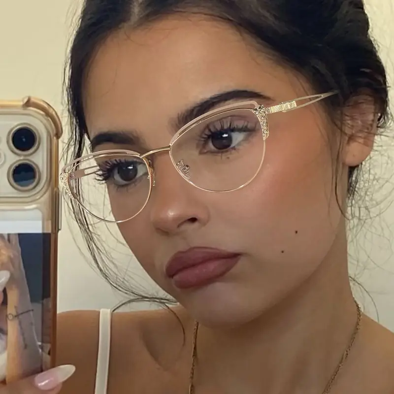 Women's Vintage Appeal Cat Eye Glasses Frame, Lightweight Durable Metal Frame, Comfortable No Pressure, Ideal for Daily Casual Wear, Trendy Vintage Eyeglasses, Trendy Casual Frames, Casual Stylish Glasses