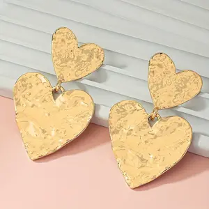 Pleated Heart Earrings Vintage Distressed Symmetrical Unique Heart Earrings Hong Kong Style Peach Heart Earrings