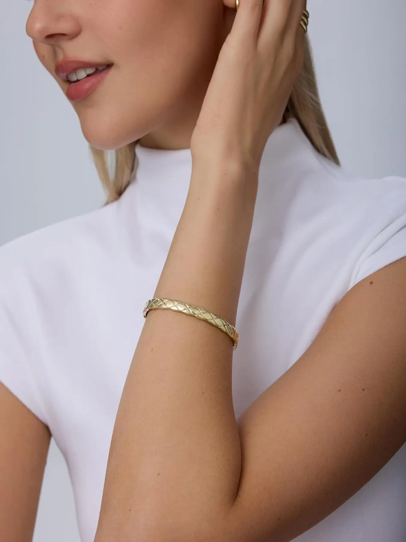 14K Gold Plated Waterproof Design Quilted Bangle Bracelet – Stainless Steel Hinged Dainty Stackable Style Bracelet, Trendy Fashion Jewelry for Women, Elegant Jewelry Bracelet, Dainty Bracelets