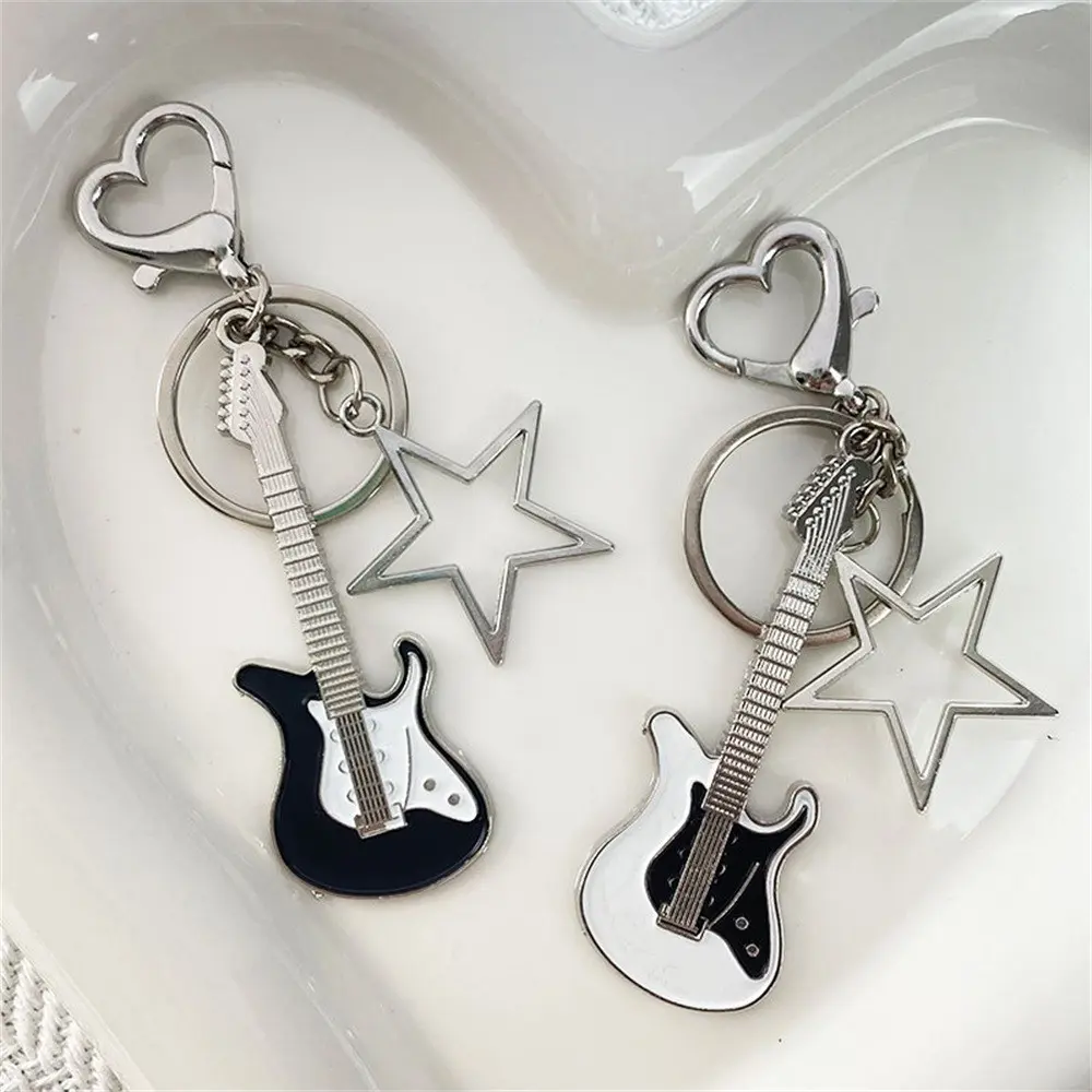 2pcs Guitar Keychain Creative Gift Set, Unique Musical Instrument Accessory, Perfect for Music Lovers & Gifts, Durable Design, Fashionable Alloy Keychain, Key Accessories, Keyrings for keys