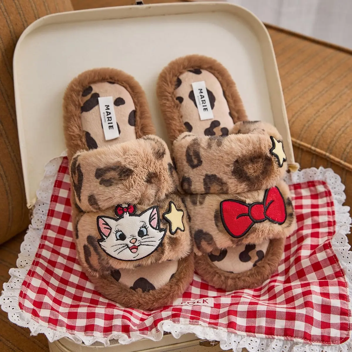 Disney Women's Slippers: Best-Selling Leopard-Print Fall/Winter Cotton Slippers—Marie Cat Collaboration, Fashionable Leopard-Print Plush, Suitable for Outdoor Wear