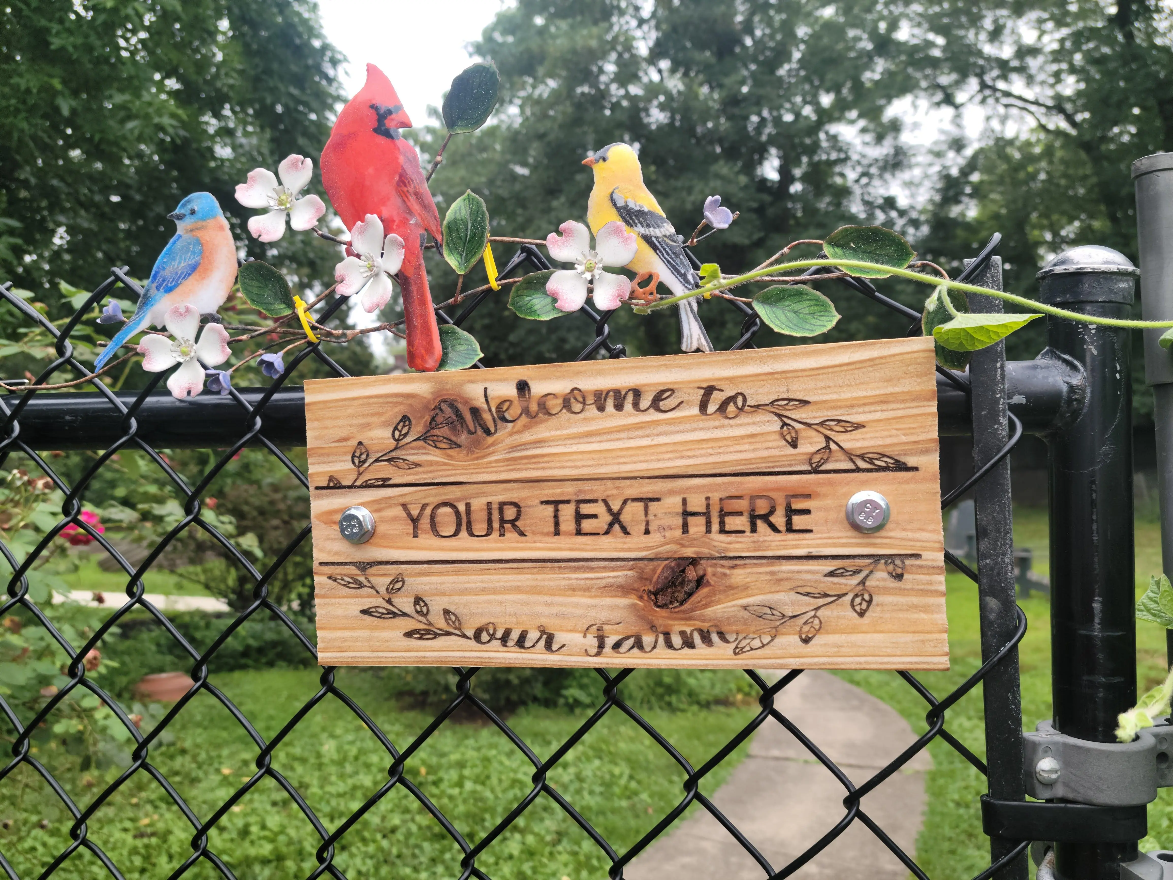 Custom Engraved Chain-link Fence Wood Garden Signs – Personalize Gift Mom Garden