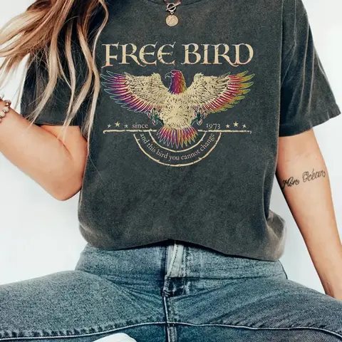 Free Bird Eagle Print Vintage Style Women's Womenswear Summer Casual Sporty Top, Graphic Casual Top, Round Neck Short Sleeve Fitted T-Shirt, Comfortable Breathable, S-Xxl