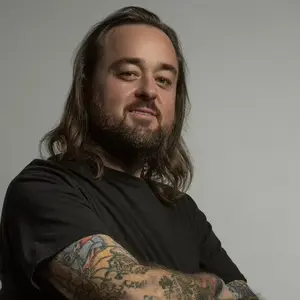 chumlee collects shop logo