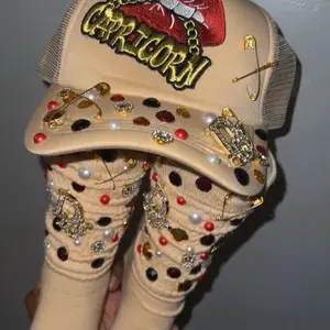 Junk hat and socks set Junk hat and socks set