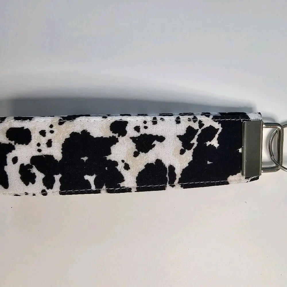 Cow Print Fabric Keychain Pouch for Women, Cute Wristlet Pouch with Card Holder, Coin Purse & Key Ring, Compact & Portable for Personal Use, Keeps Keys Tidy, Fits Most Keychains