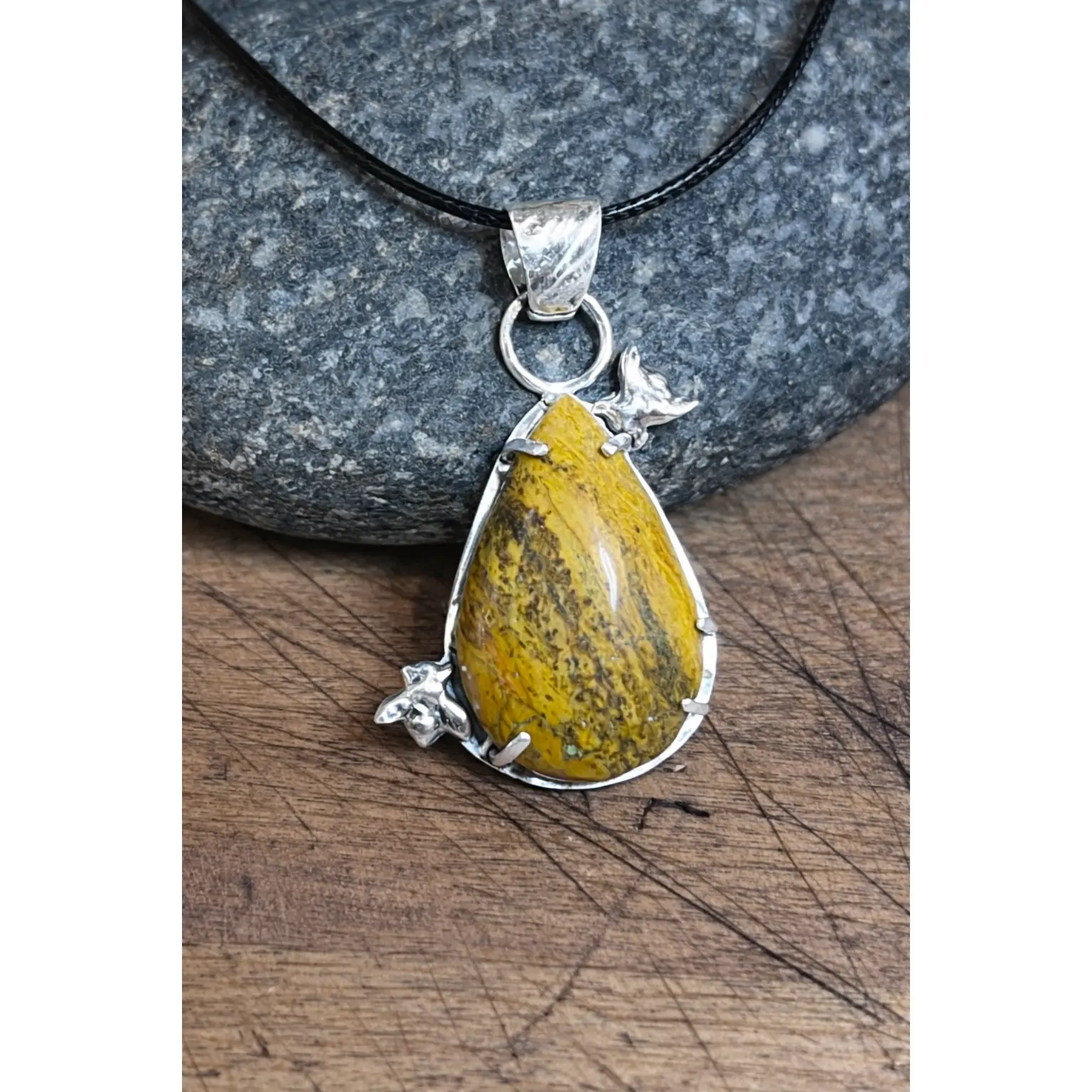 Dragon Egg Agate Hive Pendant